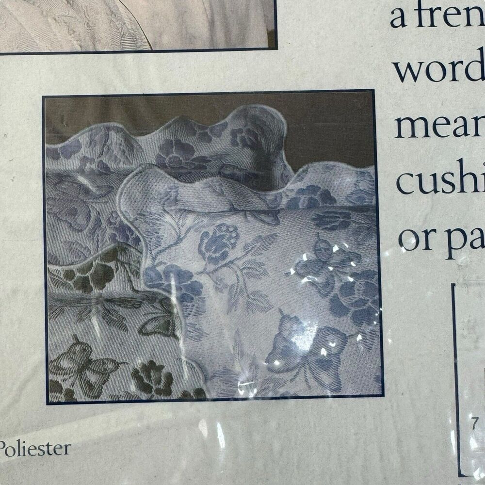 Shavel Vintage Matelasse 1 Standard Sham Fits pillow 20”x29.5” Blue Fauna - Picture 9 of 16
